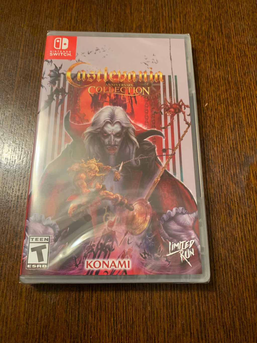 Limited Run #106: Castlevania Anniversary Collection Konami Shop Variant Switch