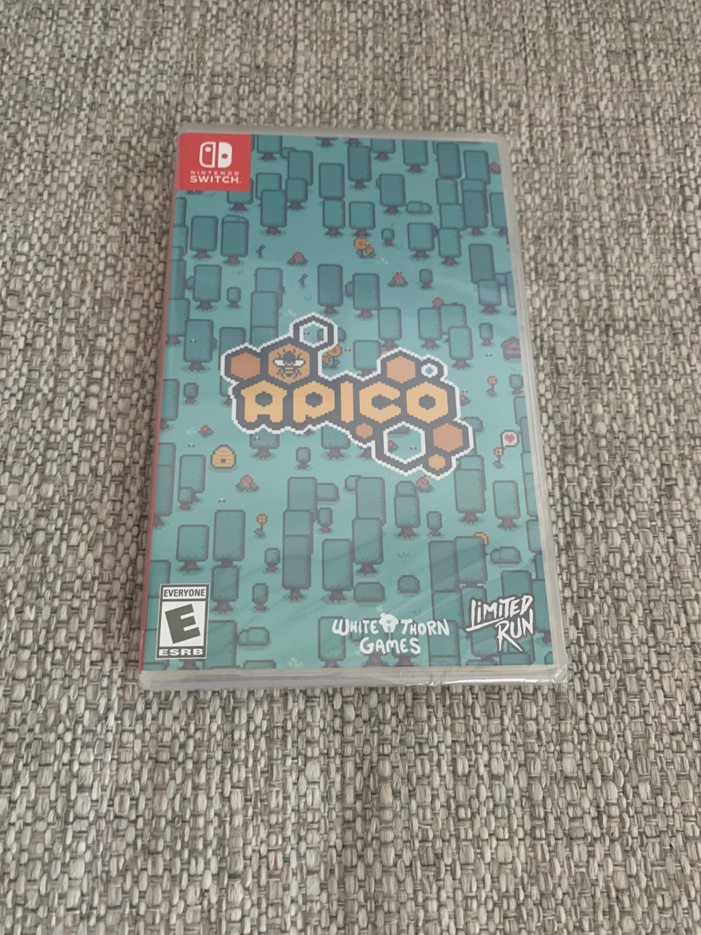 APICO Switch Nintendo Limited Run #288 LRG ESRB New Sealed