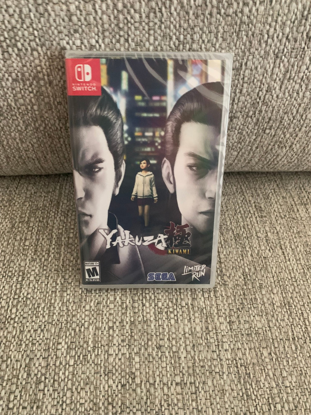 Yakuza Kiwami Switch Limited Run #262 10th Anniversary Foil Variant Nintendo New