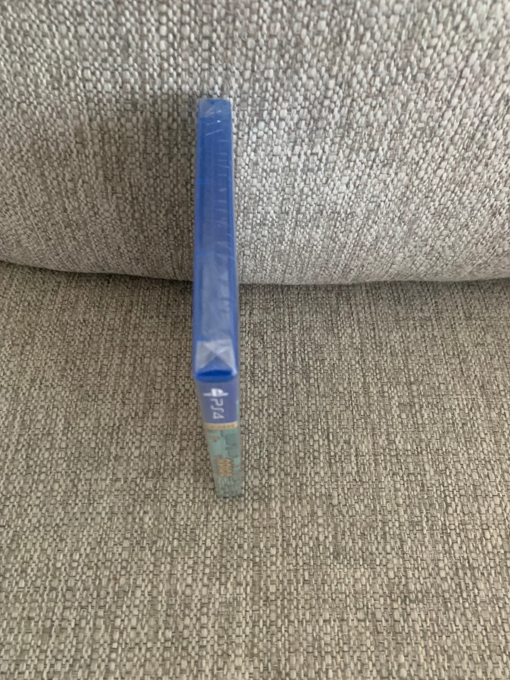 APICO PS4 Playstation 4 Limited Run #587 LRG ESRB New Sealed