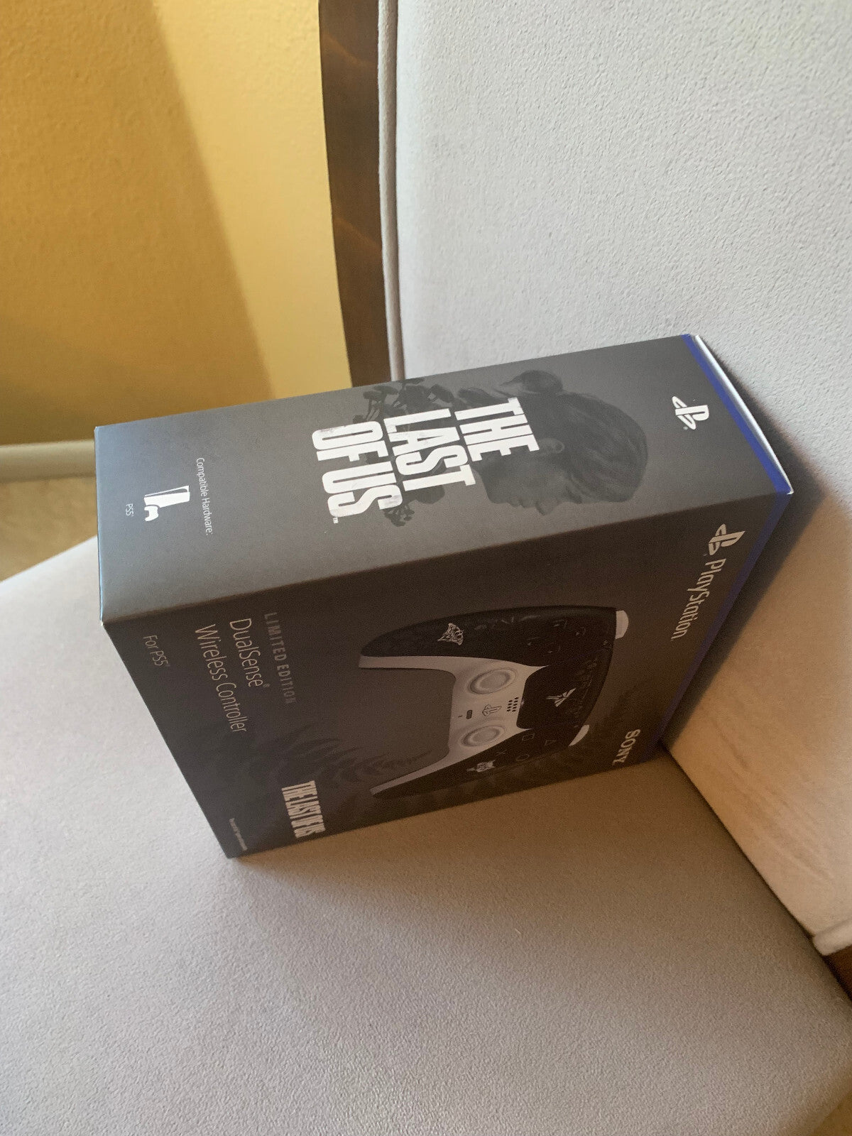 The Last of Us Limited Edition Dualsense PlayStation 5 Controller Brand New