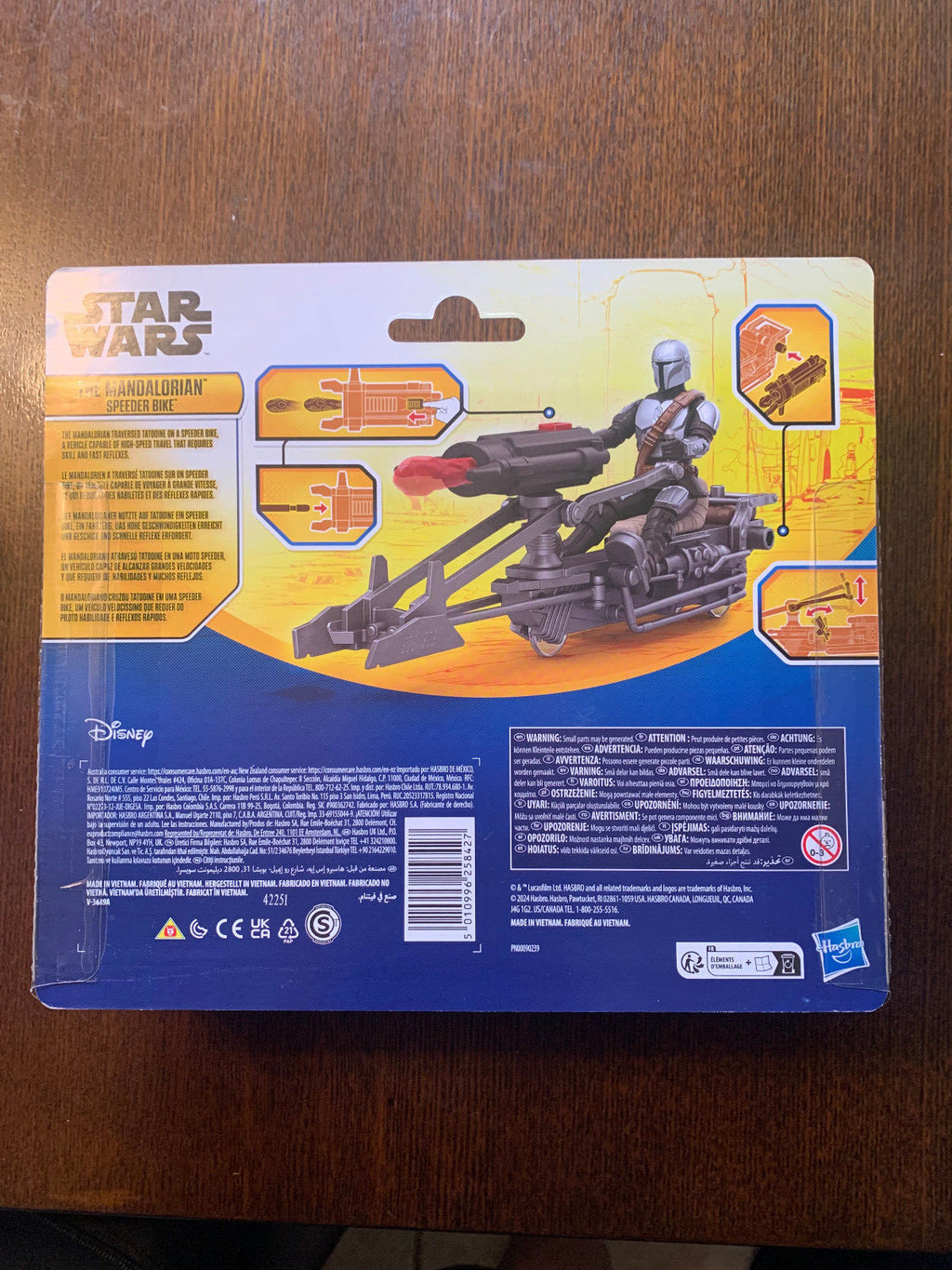 Disney Star Wars Epic World Of Action Mandalorian w/ Speeder Bike Hasbro NEW